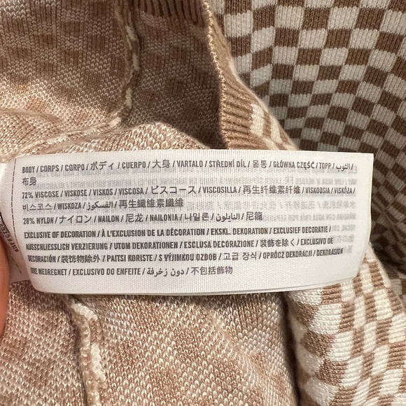 Dress - Picture 5 of 5